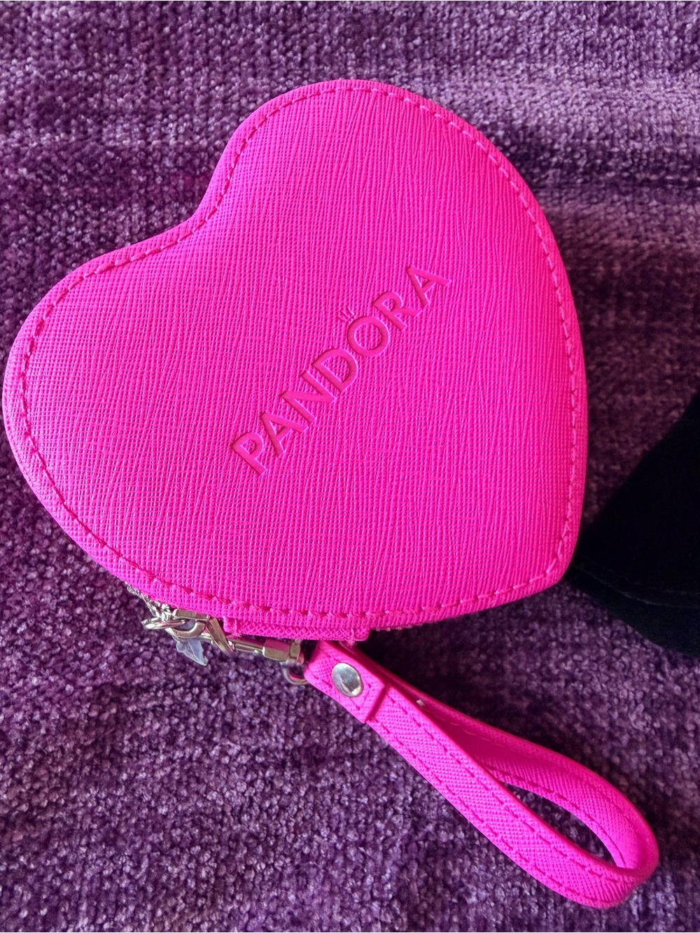 Pandora Heart Wristlet Pouch - Bright Pink